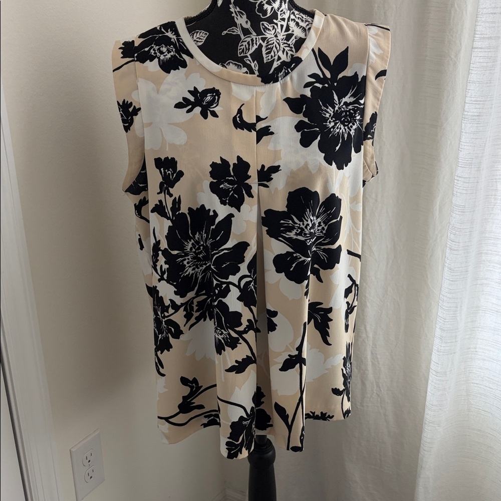 J. Crew Sleeveless Floral Tank in Beige, Black & White